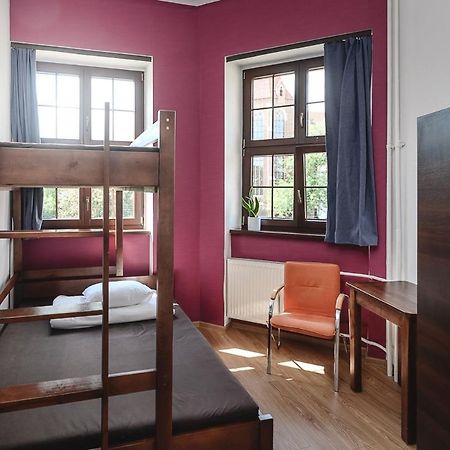 Moho E Hostel Wrocław Exteriör bild